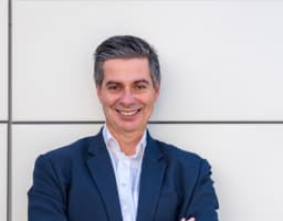 Michael Mader, Geschäftsführer Hellpower Energy – Lithium-Akkupakete für AGV und Intralogistik
